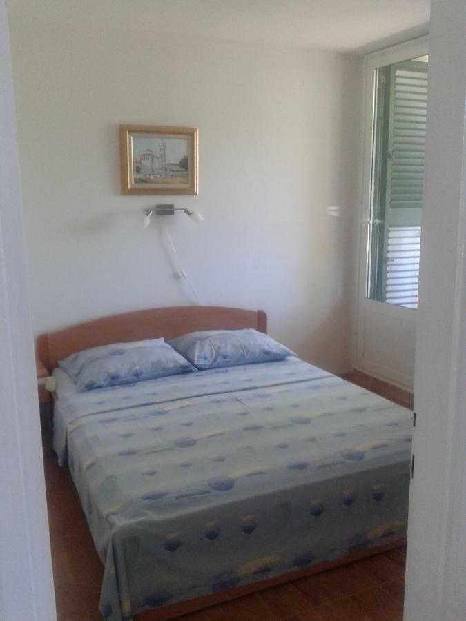 Apartment Milka Petrčane Extérieur photo